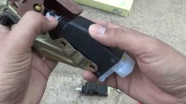 Ремонт дверных замков г. Барнаул