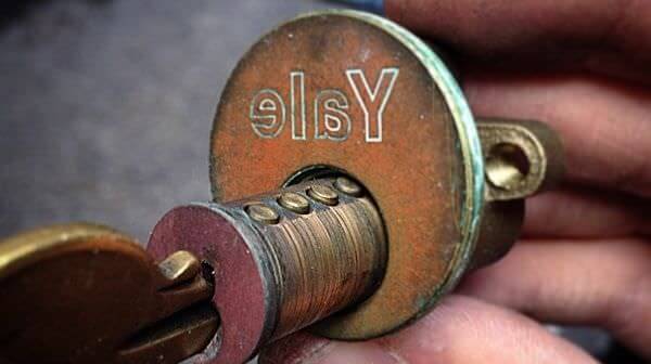 Срочная замена замков в Барнауле